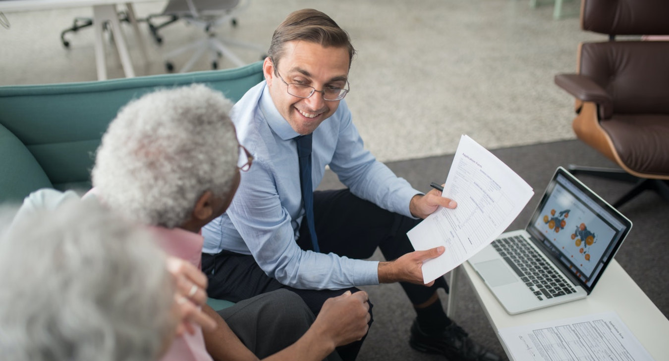 How Can an Accountant Help You Manage Cash Flow Effectively?